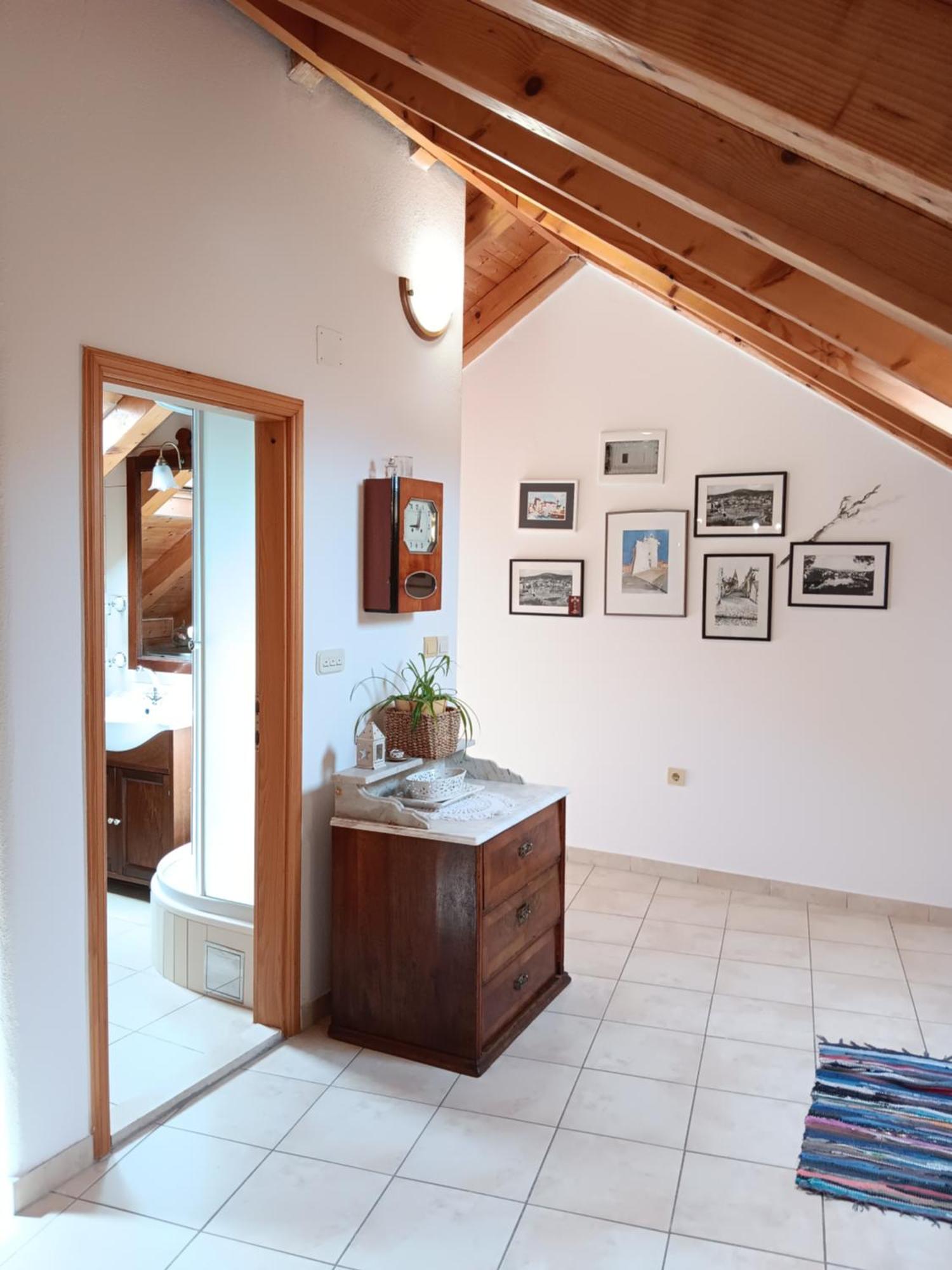 Guest House Lucijo 브로보스카 객실 사진